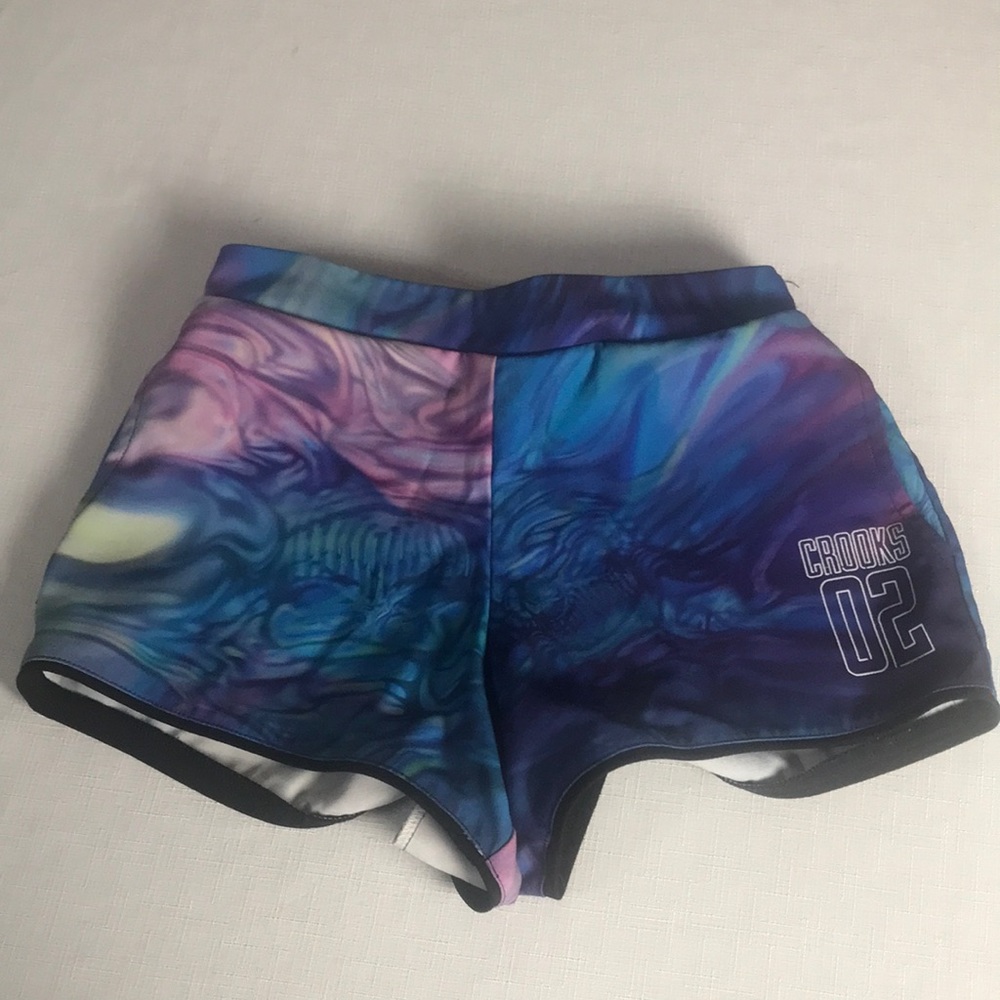 CROOKS & CASTLES Women’s Shorts XS